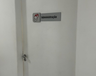 5-andar superior 8- sala de administração